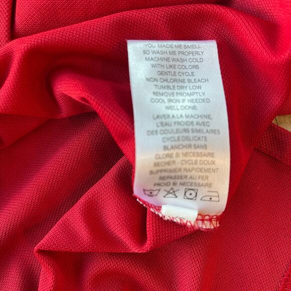 Travis Mathew Men Golf Polo Shirt Size Large Red Striped Short Sleeves Outdoor - Picture 9 of 9